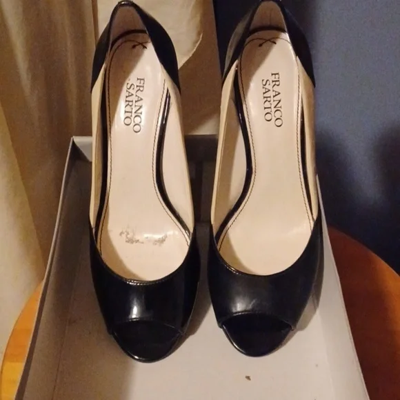 Franco Sarto Women's Crash Black/White Leather Peep Toe Slip On Pumps - Sz 8.5M - Picture 5 of 12